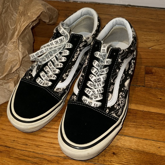 Vans Old Skool 36 Pirate Santa 50th Anniversary - Picture 3 of 7